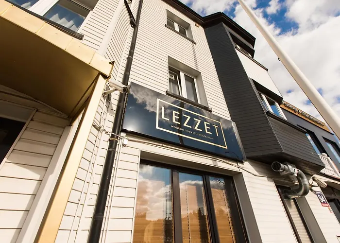 Lezzet Hotel&Turkish Restaurant