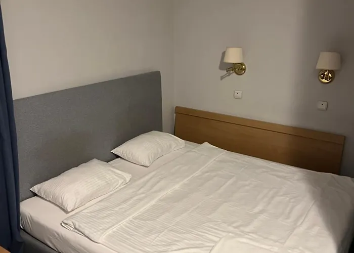 Lezzet Hotel&Turkish Restaurant