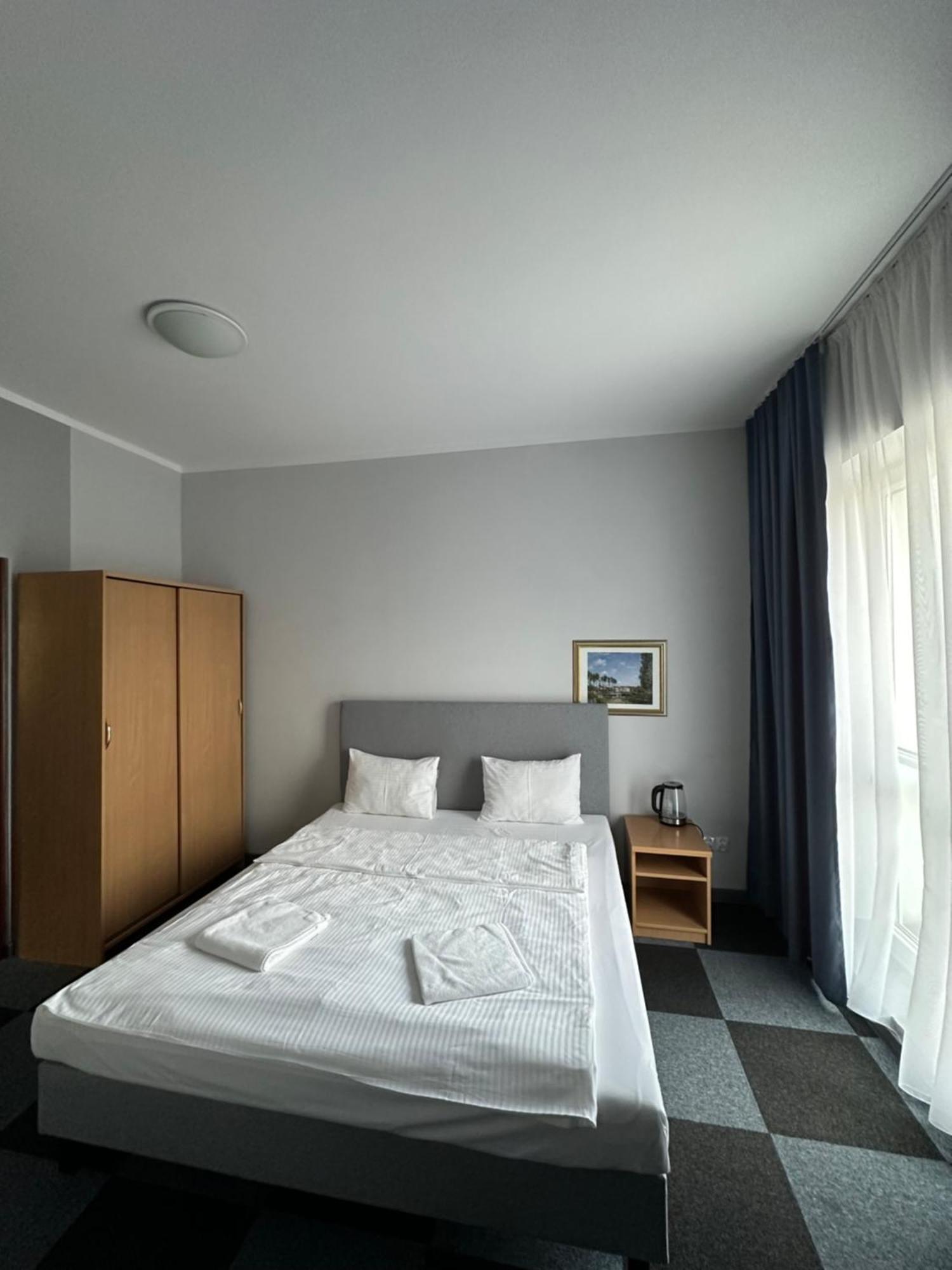 Lezzet Hotel&turkish Restaurant